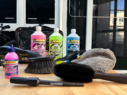 KIT DE LIMPIEZA PRO - INCLUYE LUBRICANTE DE CADENAS