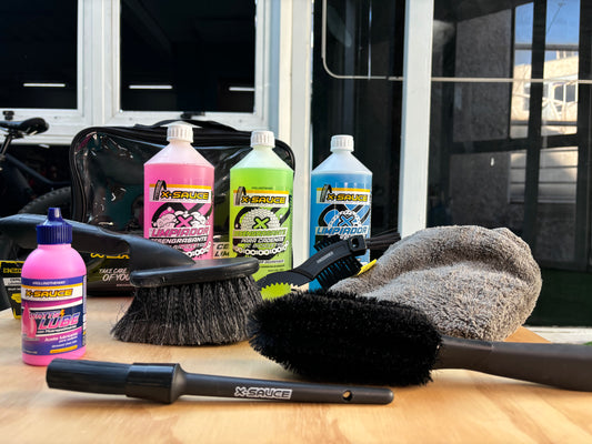 KIT DE LIMPIEZA PRO - INCLUYE LUBRICANTE DE CADENAS
